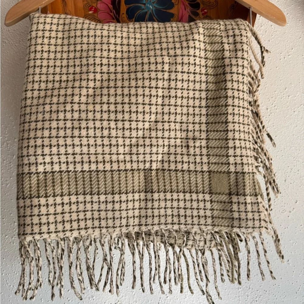 Ralph Lauren Yorkshire Rose 100% Wool Green Multi Plaid Fringed Euro Shams 26”